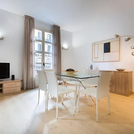 Apartament No 335 - The Streets *